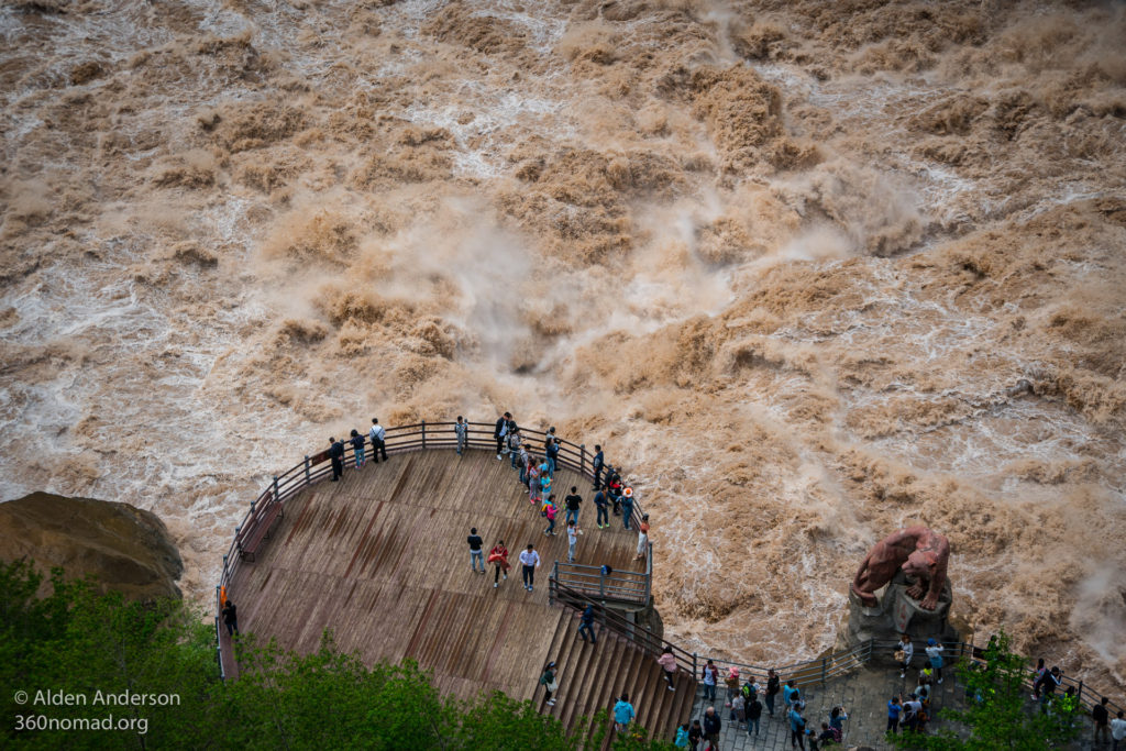 Upper Tiger Leaping Gorge Viewing platform