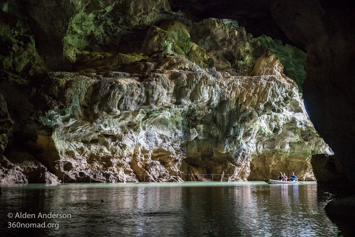 Xiang Liap Cave